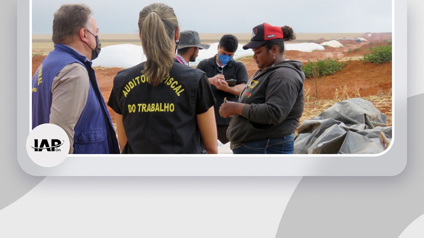 Banner de capa da notícia Concurso AFT: Cebraspe organizará curso de formação.