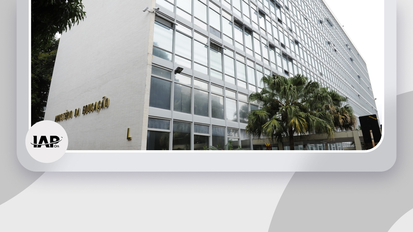 Banner de capa da notícia Concurso unificado para professores? Entenda!