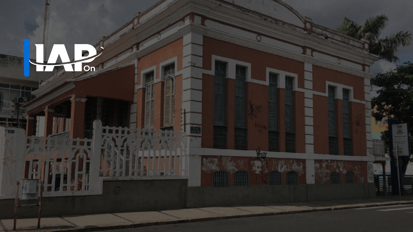 Banner de capa da notícia Edital SEMEC Teresina publicado! 1.564 vagas e iniciais de até R$8,5 mil!