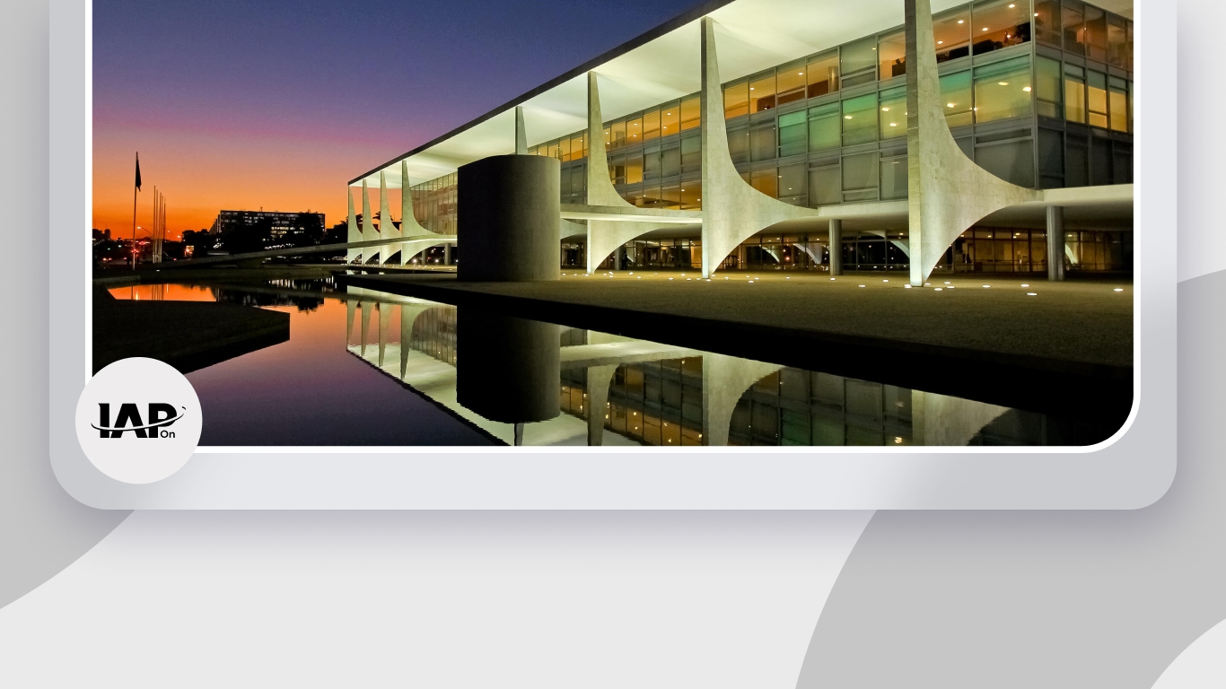 Banner de capa da notícia Concursos federais: novo reajuste é prometido por Lula, mas com ressalvas.