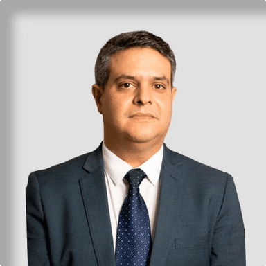 Foto do professor Marcelo Barros