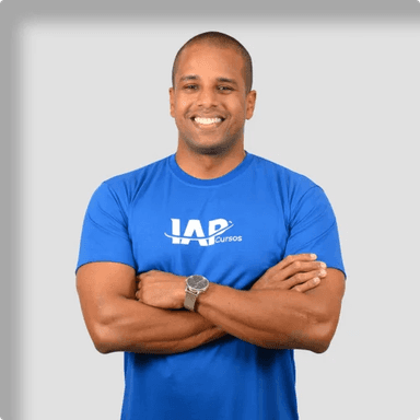 Foto do professor Sandresson Menezes