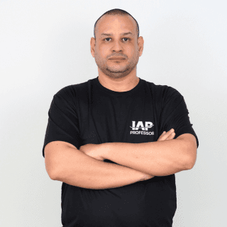 Foto do professor Erivan Fernandes